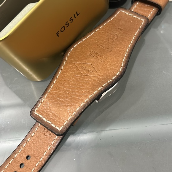 Fossil Machine men’s leather watch - Picture 2 of 3